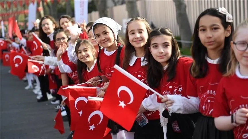 Yarıyılın ardından ilk ders "Bayrak Sevgisi" temasıyla başlayacak