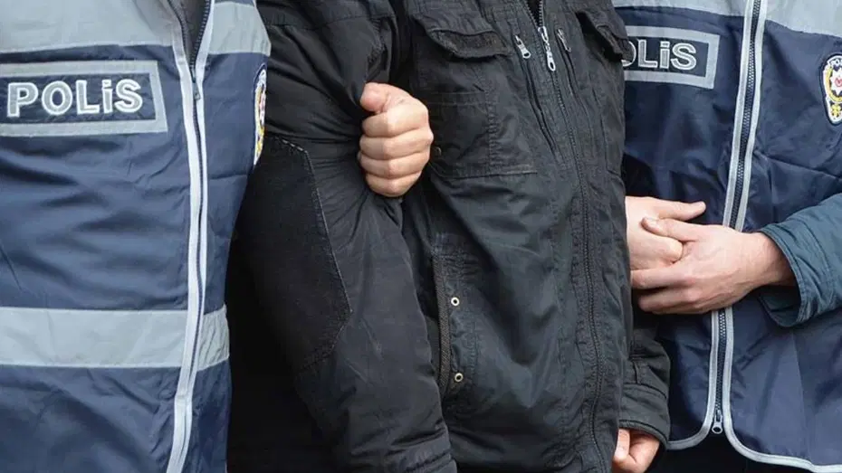 BAE istihbaratına casusluk yapan üç şüpheli yakalandı