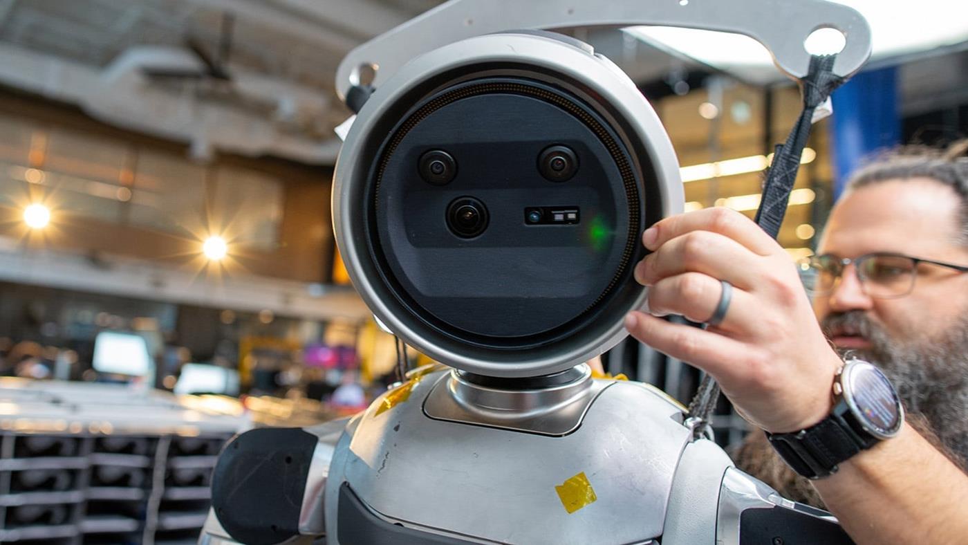 İnsansı robot Atlas’a insanüstü görüş yeteneği eklendi