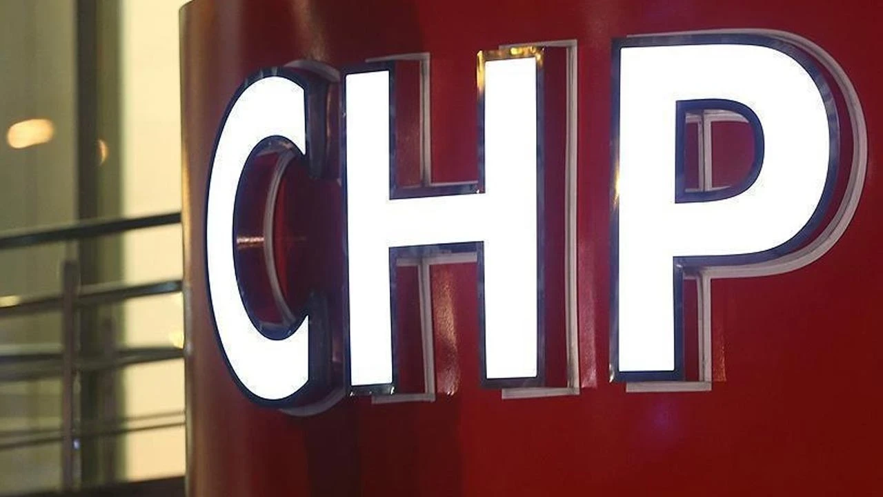 CHP'nin 22. Olağanüstü Kurultayı'nda PM ve YDK listeleri belli oldu