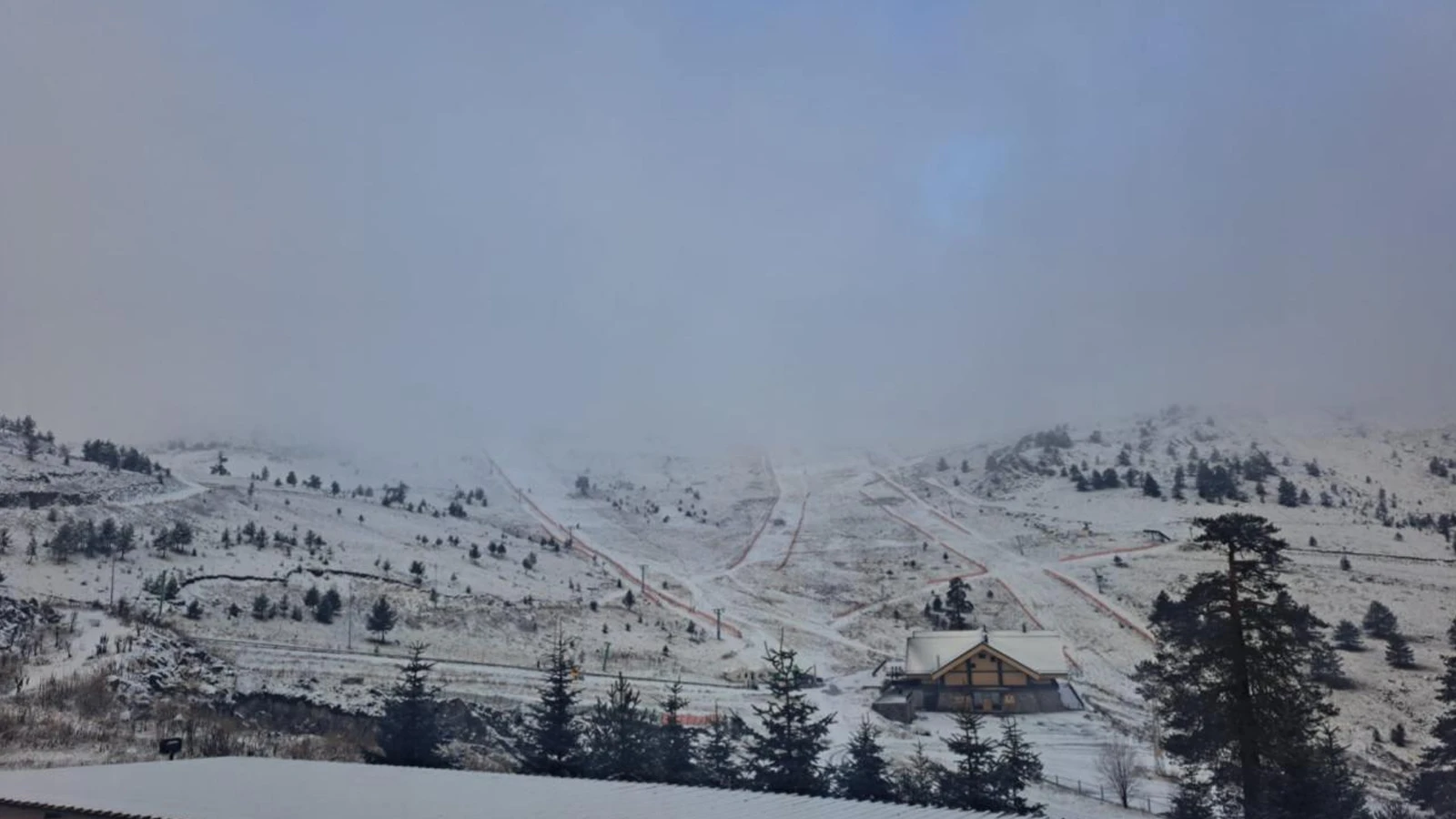 Bolu'da kar: Her yer beyaza büründü