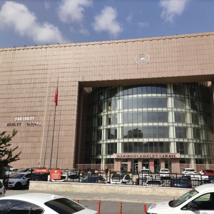 İmamoğlu'na Savunması Sürerken 'Kamu Görevlisine Hakaret'ten Soruşturma