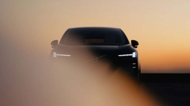 Volvo, yeni elektrikli modeli EX60’ın sunacağı menzili açıkladı