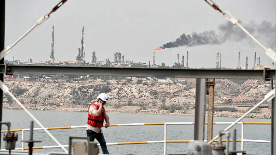 Hark Adası: Petrolü değil korkuyu akıtıyor