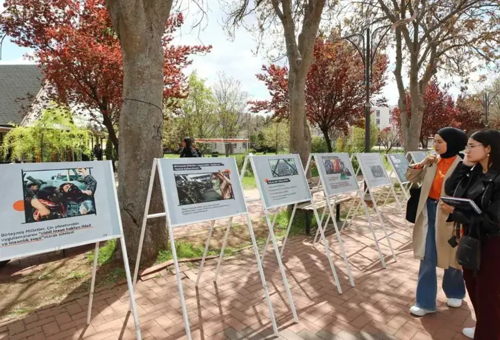 Gaziantep Üniversitesi'nde Doğu Türkistan Sergisi Açıldı