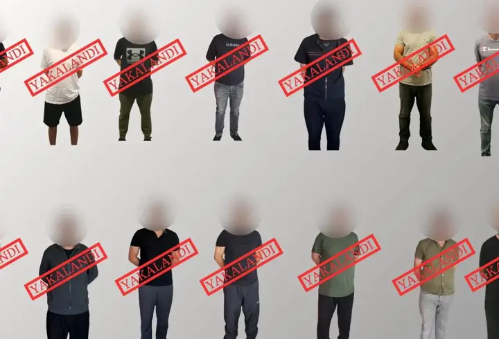 SON DAKİKA... Bakan Yerlikaya açıkladı: Kırmızı bültenle aranan 12 kişi yakalandı