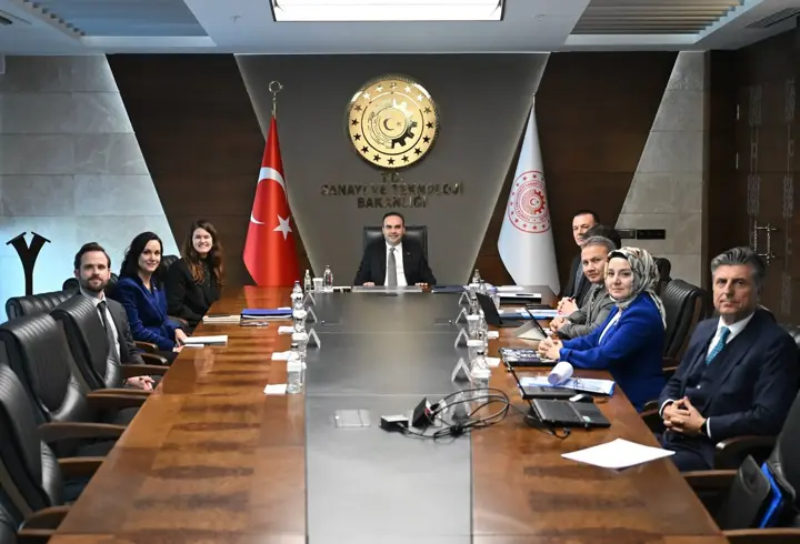 Bakan Kacır, NASA Başkan Yardımcısı Swails'i kabul etti