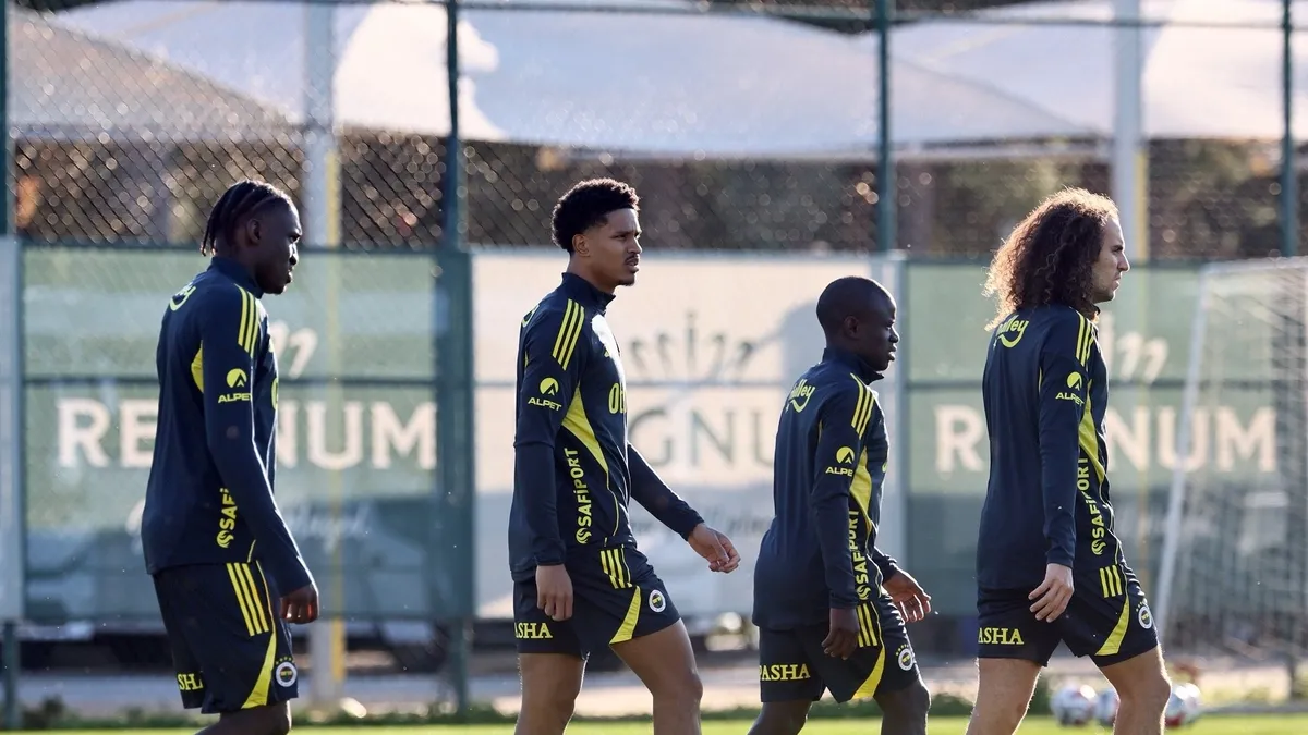 Fenerbahçe'de Antalyaspor maçı hazırlıkları tamam