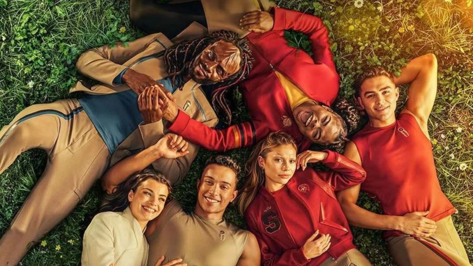 Merakla beklenen Star Trek dizisi Star Fleet Academy'den yeni afiş