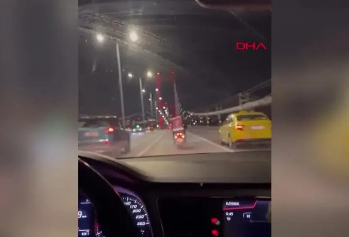 Lodosa karşı motokuryeye siper oldular! Köprüde zor anlar...
