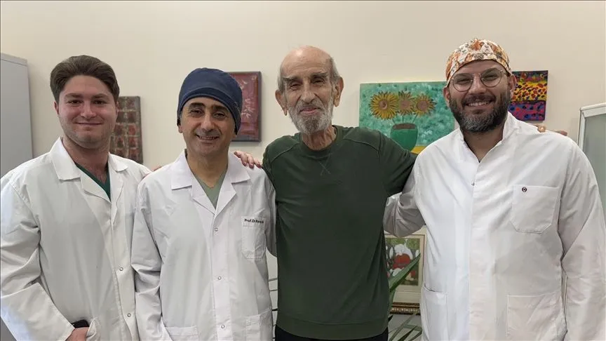Aort damarı yırtılan oyuncu Sinan Bengier, ameliyatla sağlığına kavuştu