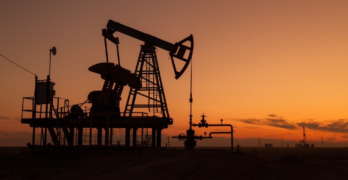 Brent Petrol 107,34 Dolara Geriledi