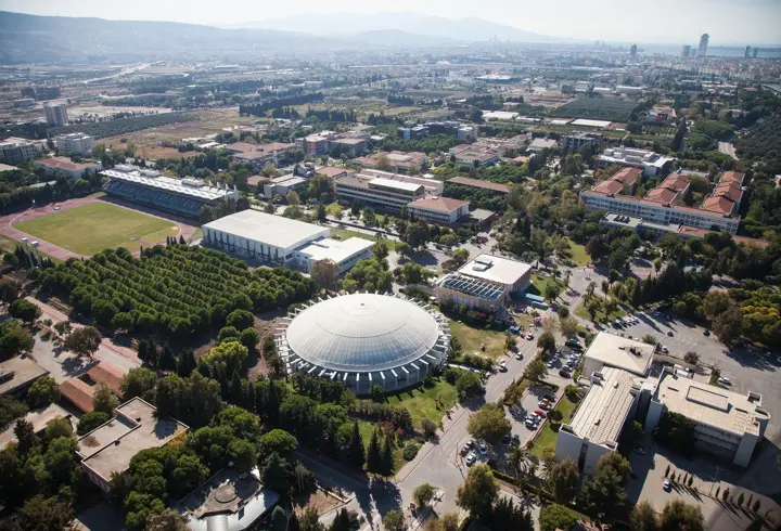 Ege Üniversitesi 8 alanda dünyanın en iyileri arasında yer aldı