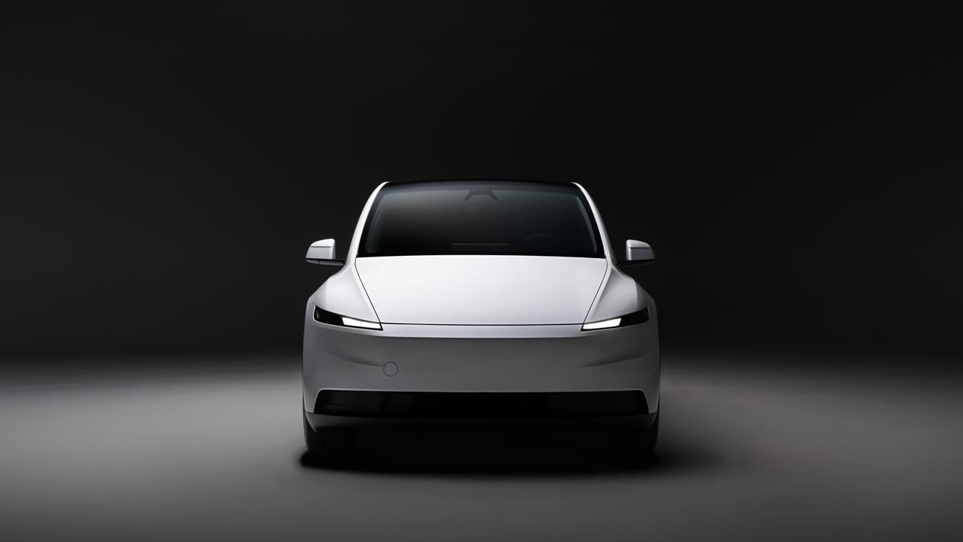 Tesla’dan Avrupa’ya yeni Model Y: Yeni “Standard Long Range” sahneye çıktı