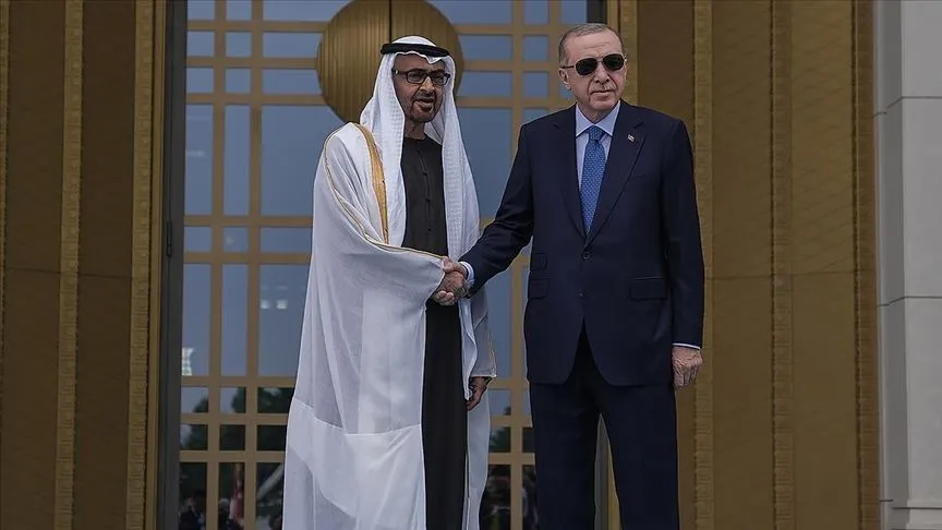Cumhurbaşkanı Erdoğan, BAE Devlet Başkanı Al Nahyan'ı resmi törenle karşıladı