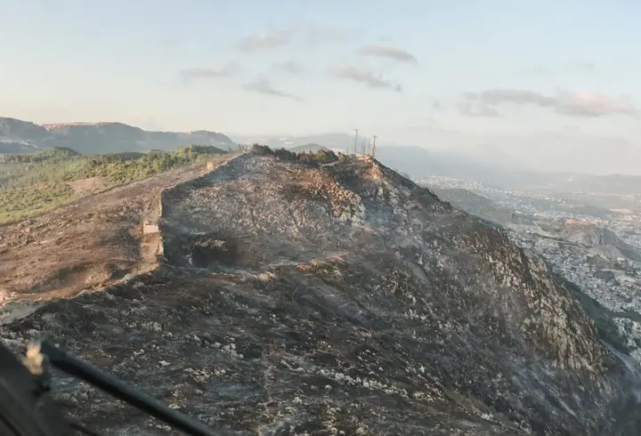 Hatay'daki orman yangını, 16 saat sonra kontrol altına alındı