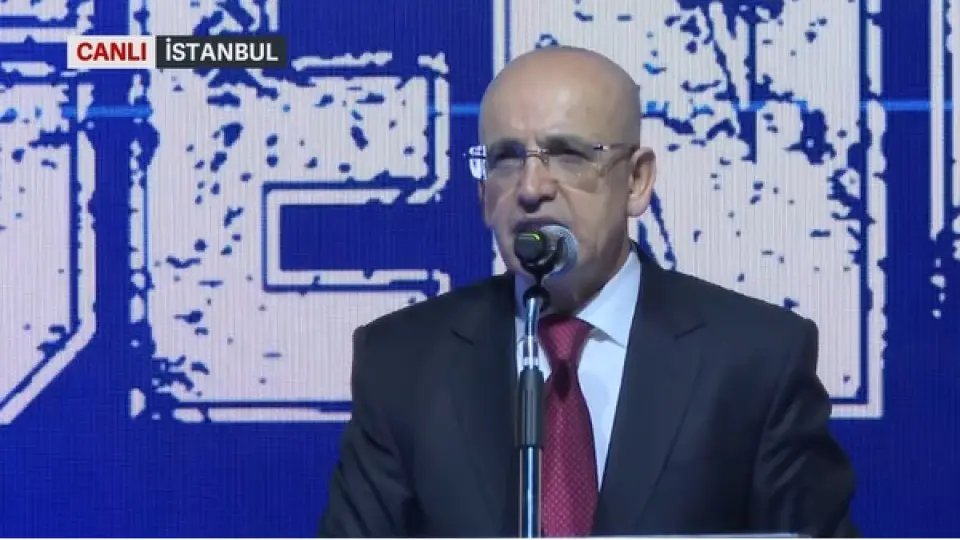 Bakan Şimşek'ten yıl sonu enflasyon mesajı 