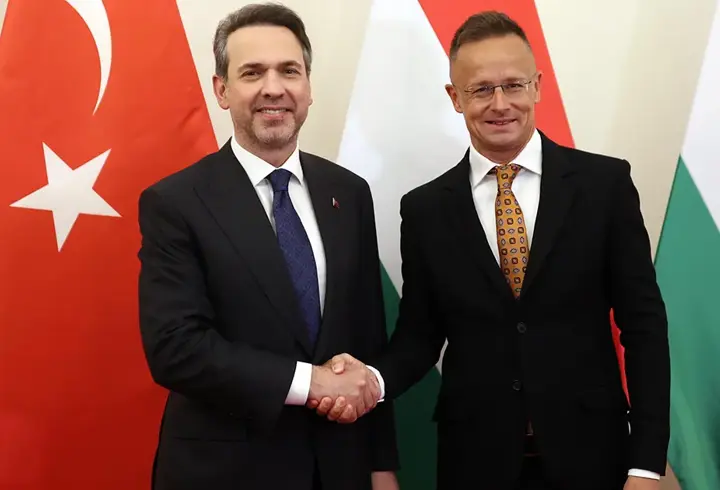 Budapeşte’de imzalar atıldı! Türkiye Petrolleri’nin Avrupa’daki ilk yatırımı