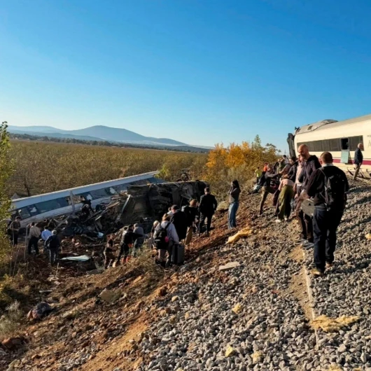 İspanya'da Tren Kazası: 46 Ölü, 150 Yaralı