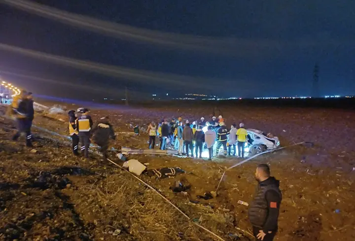 Batman’da iki otomobil çarpıştı: 3 ölü, 3 yaralı