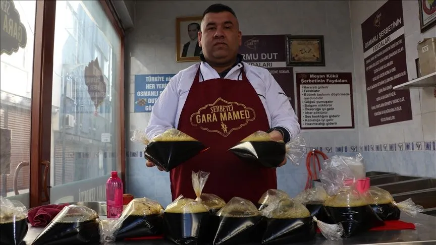 Gazianteplilerin iftar sofralarındaki vazgeçilmez içeceği: "Meyan şerbeti"