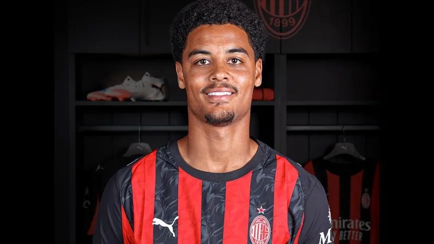 Milan, Genoa'dan Koni De Winter'i renklerine bağladı