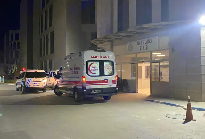 Boşanma aşamasındaki 5 çocuğunun annesini bıçakla öldürdü