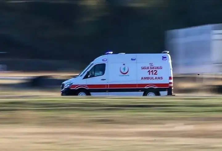 İstanbul'da sürücüler artık bu anonsu radyodan duyacak: Lütfen ambulansa yol verin