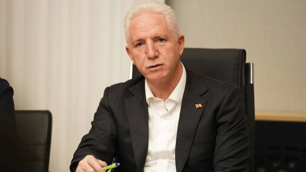 İstanbul Valisi Davut Gül: Bugün Ve Yarın Çok Büyük Yağış Beklemiyoruz