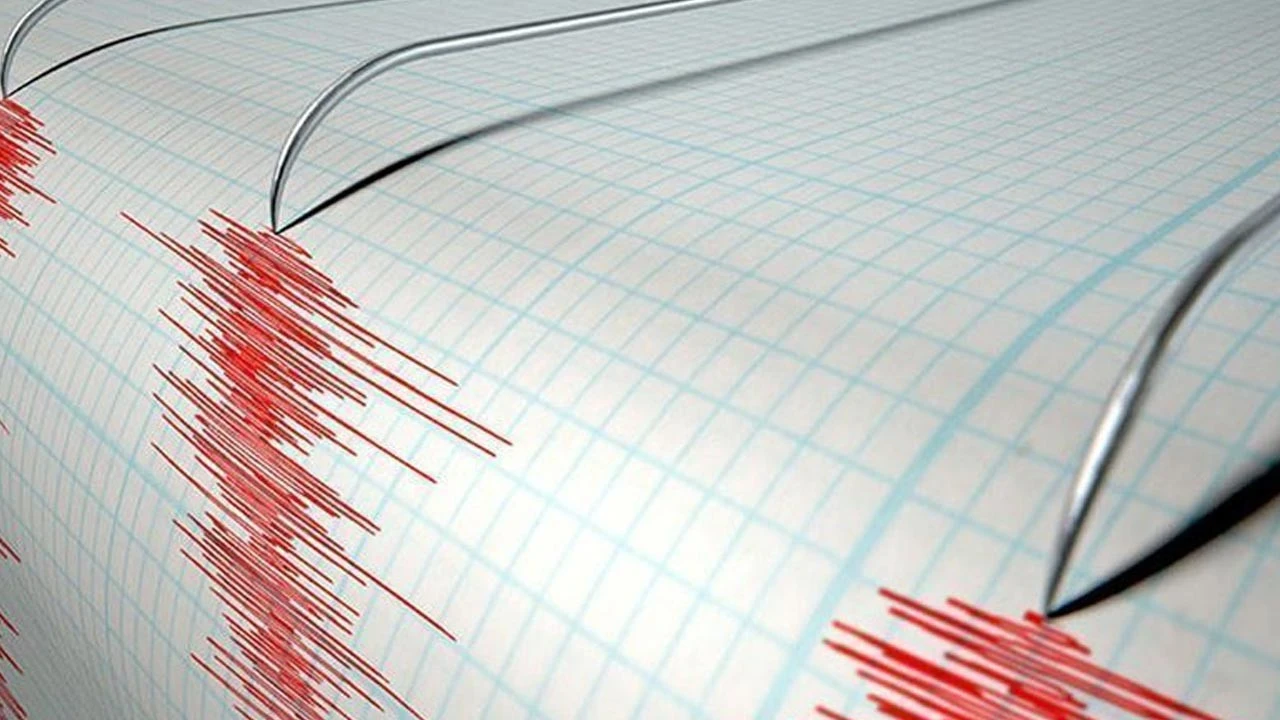 Son dakika: Elazığ'da 3.5 büyüklüğünde deprem!