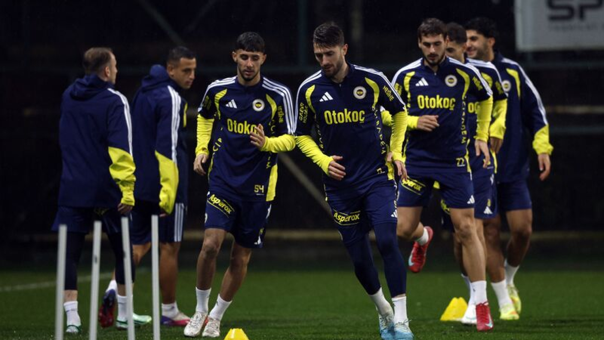 Fenerbahçe, Göztepe Maçının Hazırlıklarını Tamamladı - Fenerbahçe Haberleri - Ht Spor