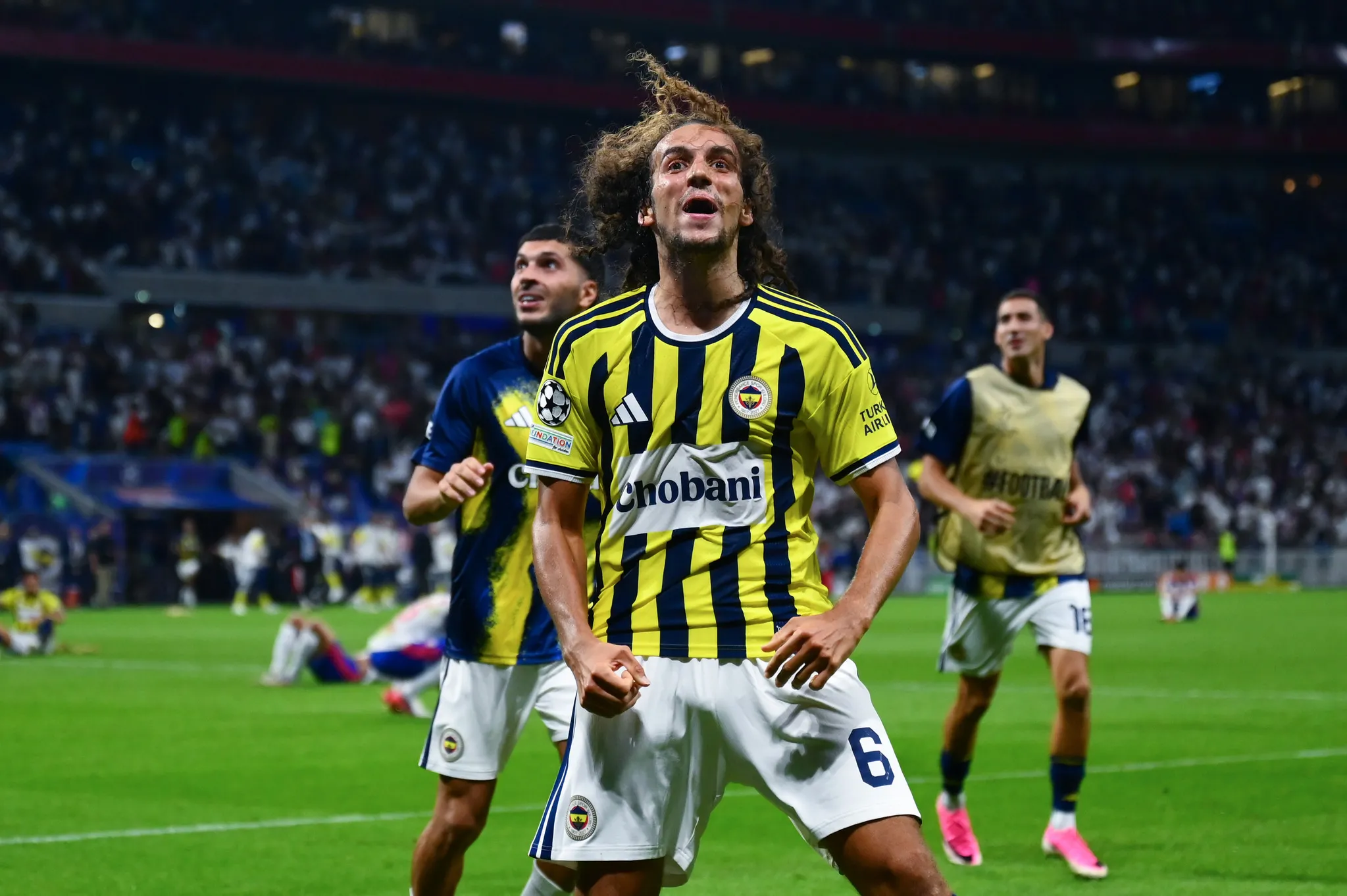 UEFA'dan Guendouzi ve Lyon antrenörüne men cezası kapıda! Kaç maç kaçıracak?