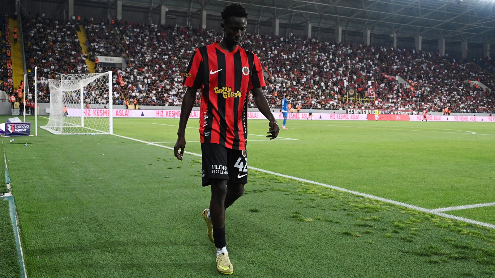 Gençlerbirliği'nden Premier Lig'e transfer oluyor! Kulüpler anlaşma sağladı