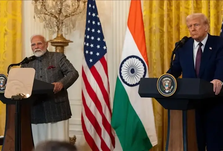 ABD Başkanı Trump'tan Hindistan'a ek vergi kararı: Resmen imzaladı