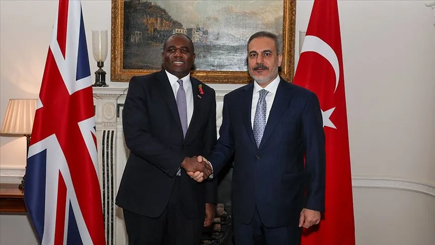 Bakan Fidan, İngiltereli mevkidaşı Lammy ile telefonda görüştü
