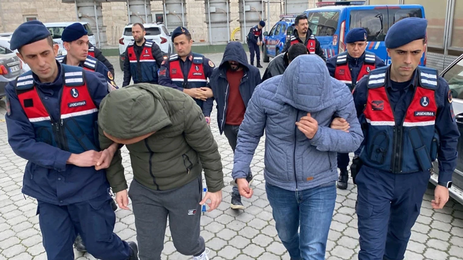 Jandarmadan yasa dışı bahis operasyonu: 33 gözaltı