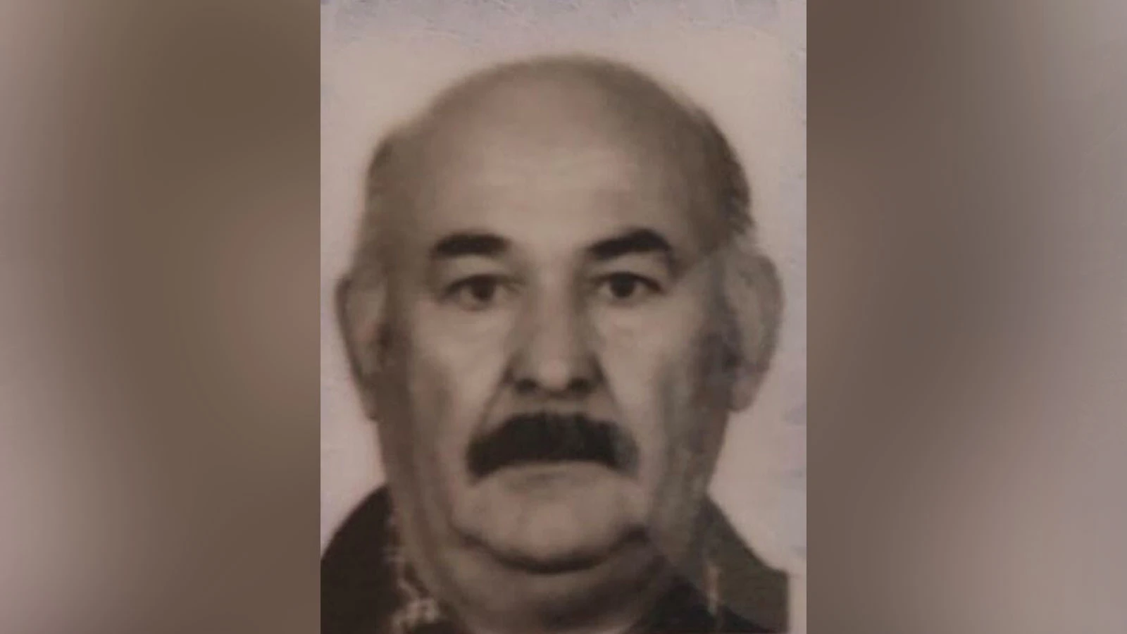 Budadığı ağaçta kalp krizi geçiren yaşlı adam, hayatını kaybetti