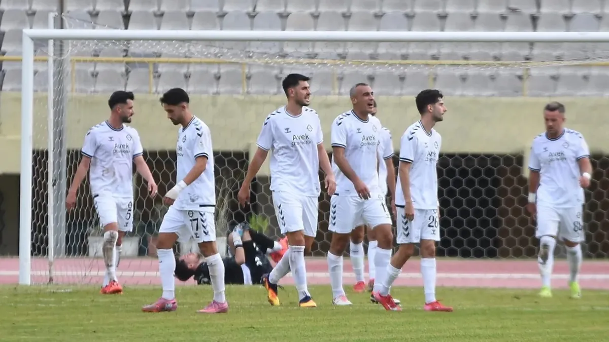 Altay düşme hattında kalırken rakipleri de puan kaybetti!