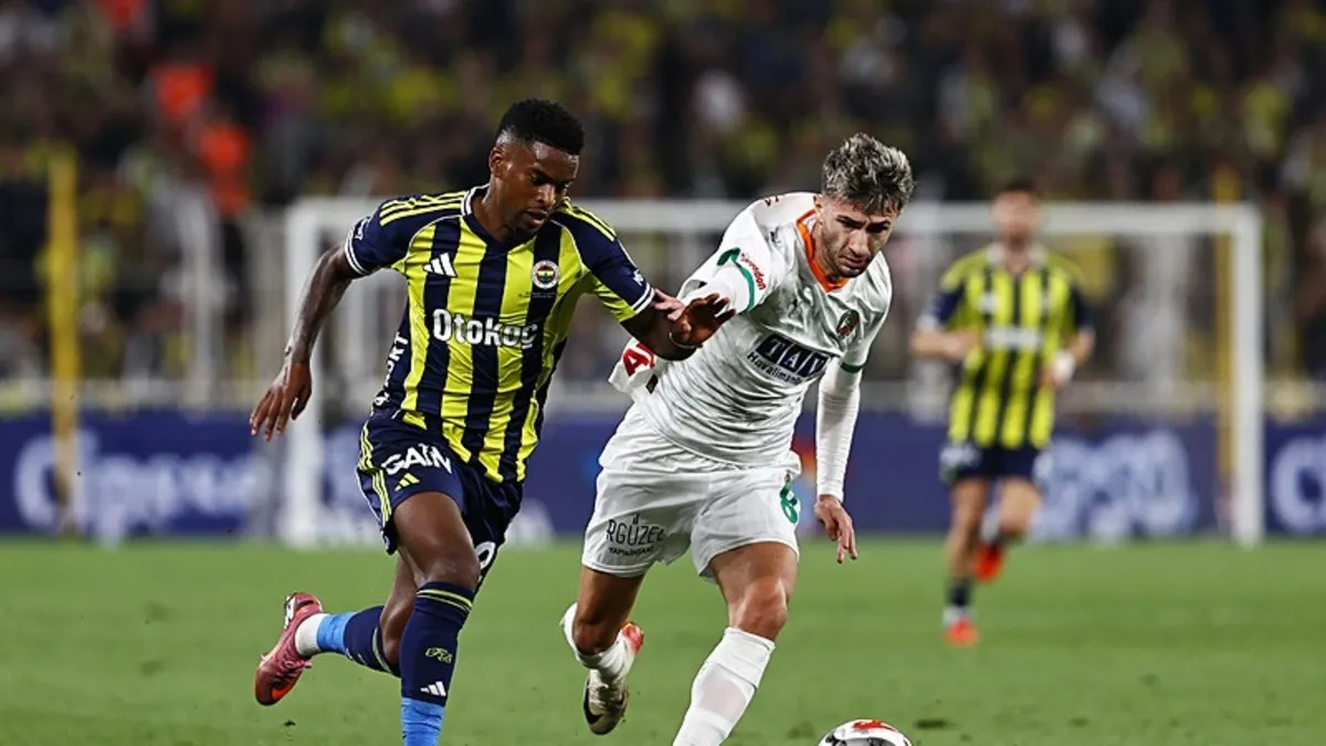 Fenerbahçe-Corendon Alanyaspor maçının VAR kayıtları açıklandı!