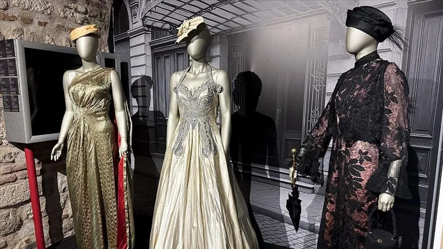 "Bir Tutkunun Peşinde: Leyla Asım Turgut" sergisi Sultanahmet'te açıldı