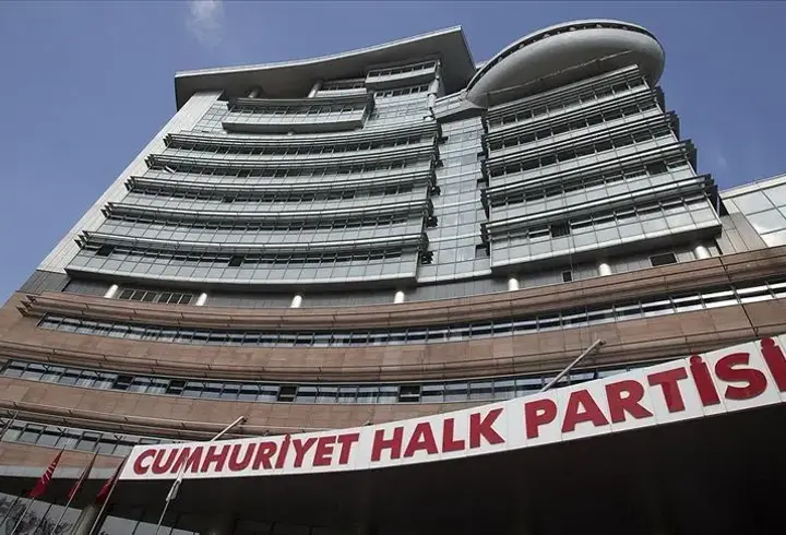 CHP'de mutlak butlan mı, erteleme mi?