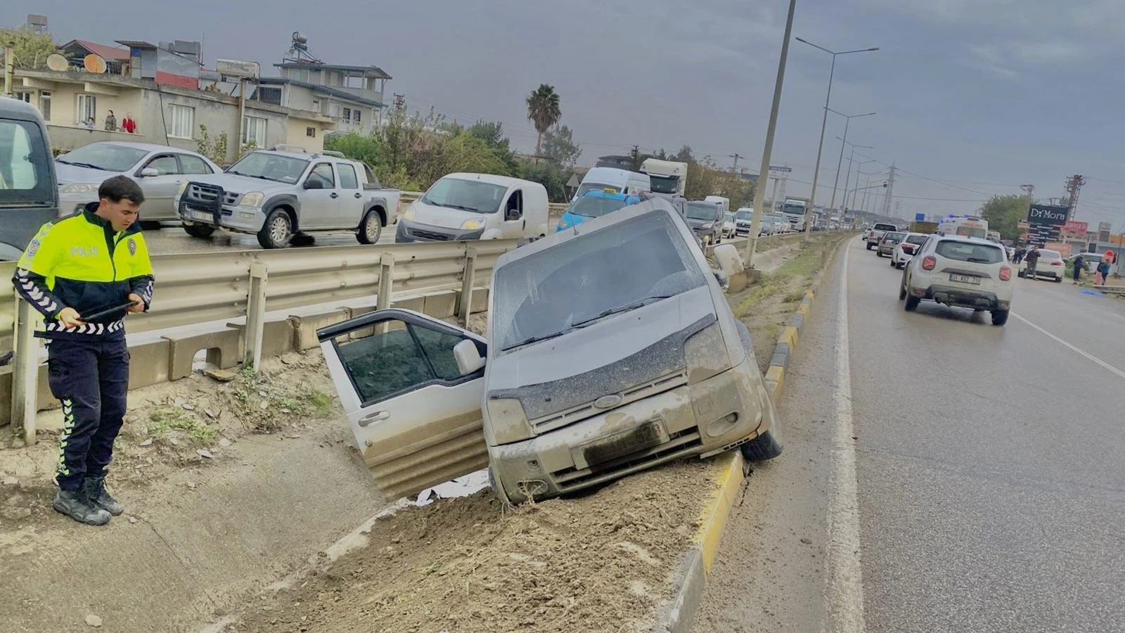 Hatay'da aracın çarptığı 23 yaşındaki genç kadın hayatını kaybetti
