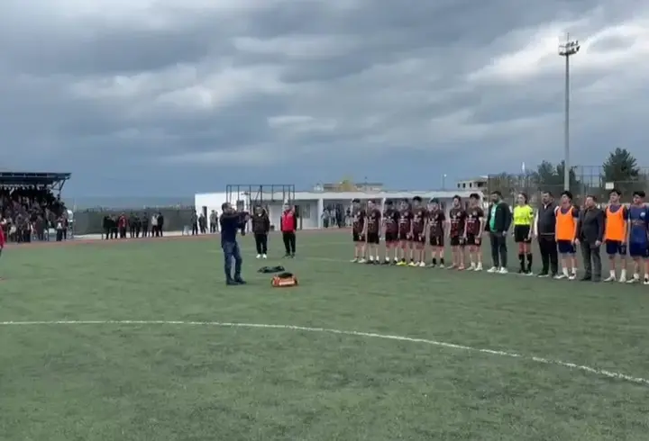 Batman'da 'Gençler sporda, gelecek emniyette' futbol turnuvası sona erdi