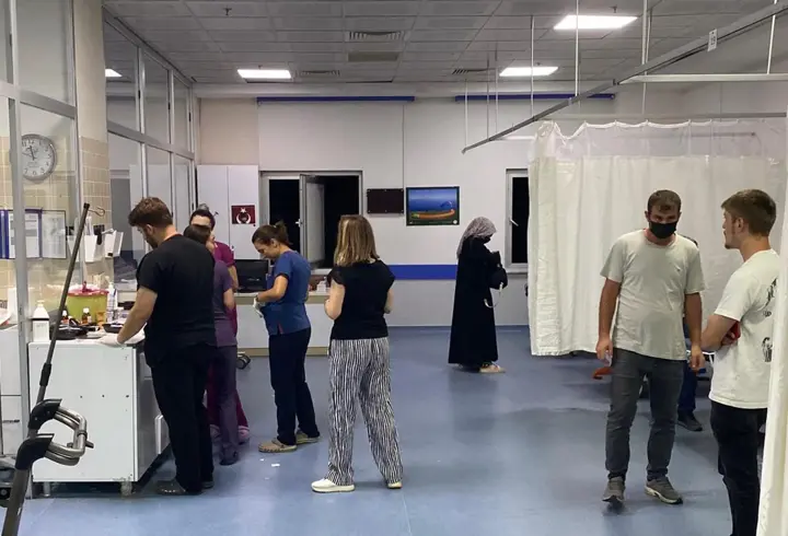 Tekirdağ'da, 50 işçi zehirlenme şüphesiyle hastaneye kaldırıldı