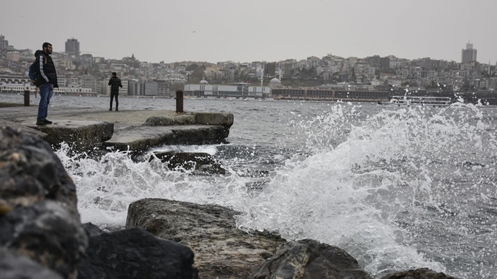 İstanbul Valiliği fırtınanın bilançosunu açıkladı
