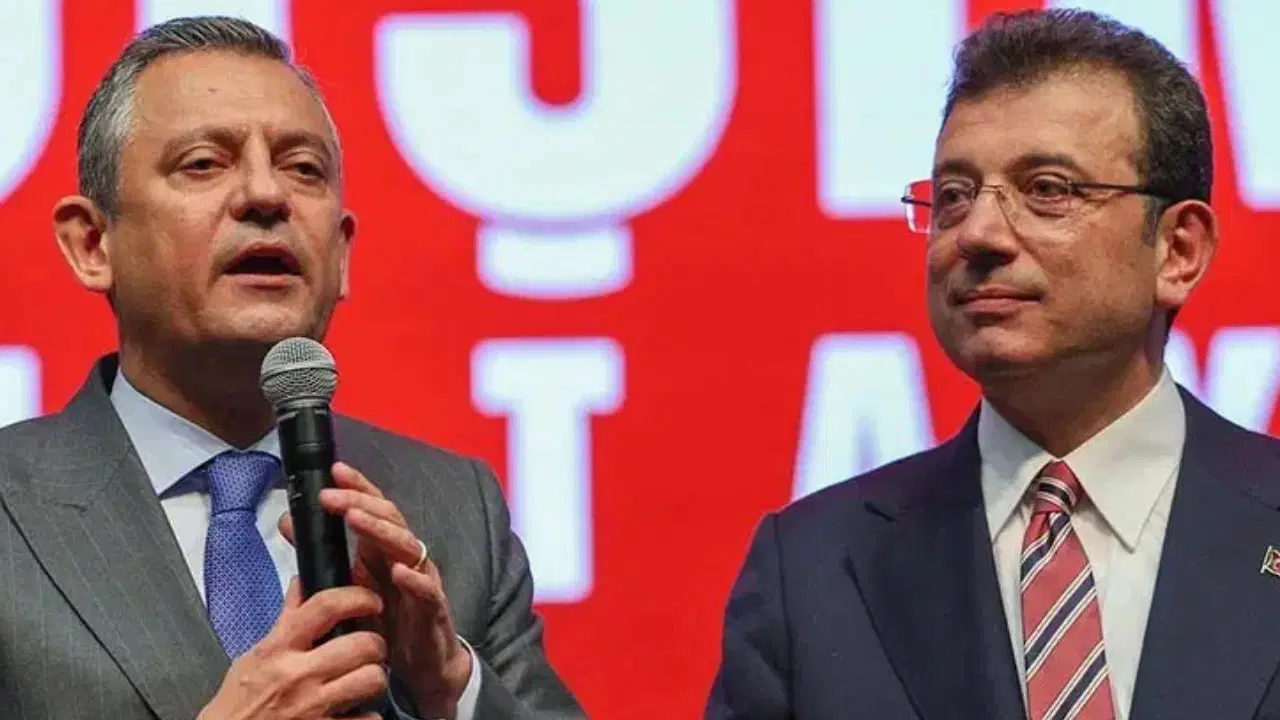 Ekrem İmamoğlu'na 'Hakaret' Soruşturması... Özgür Özel'den İlk Açıklama: 'Hak Ettiklerinin Onda Birini Bile Söylemedi'