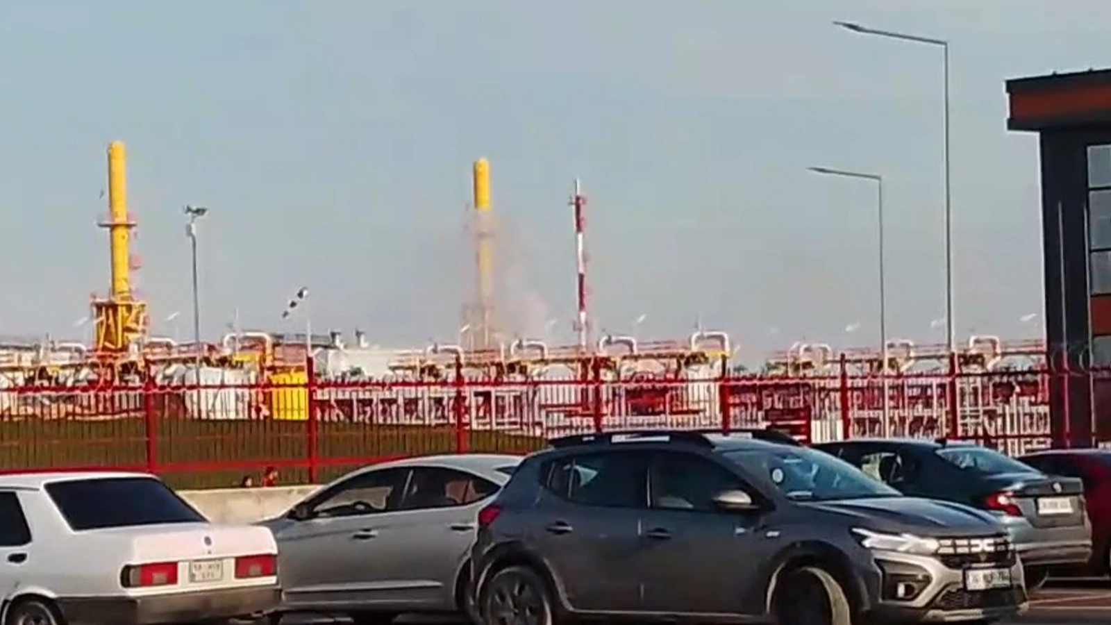 Silivri'de Botaş tesislerinde yangın! Bölge tahliye edildi