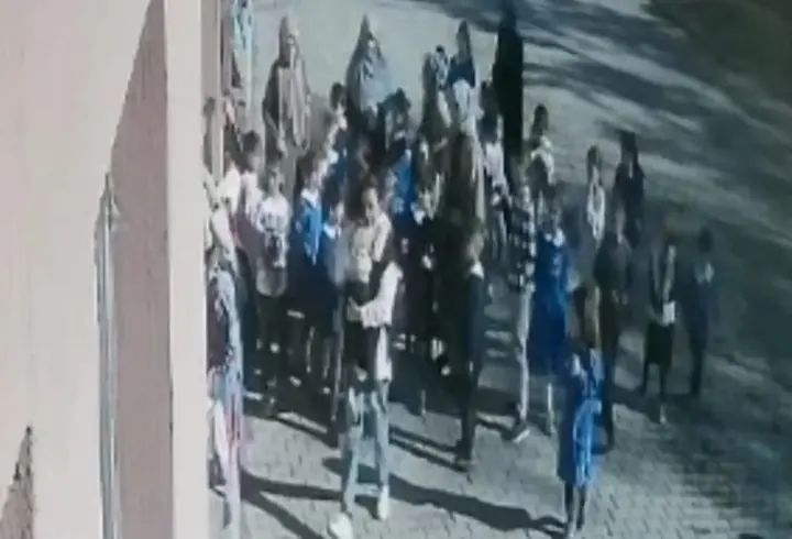 Nefes borusuna şeker kaçan çocuğu, öğretmenler Heimlich manevrasıyla kurtardı