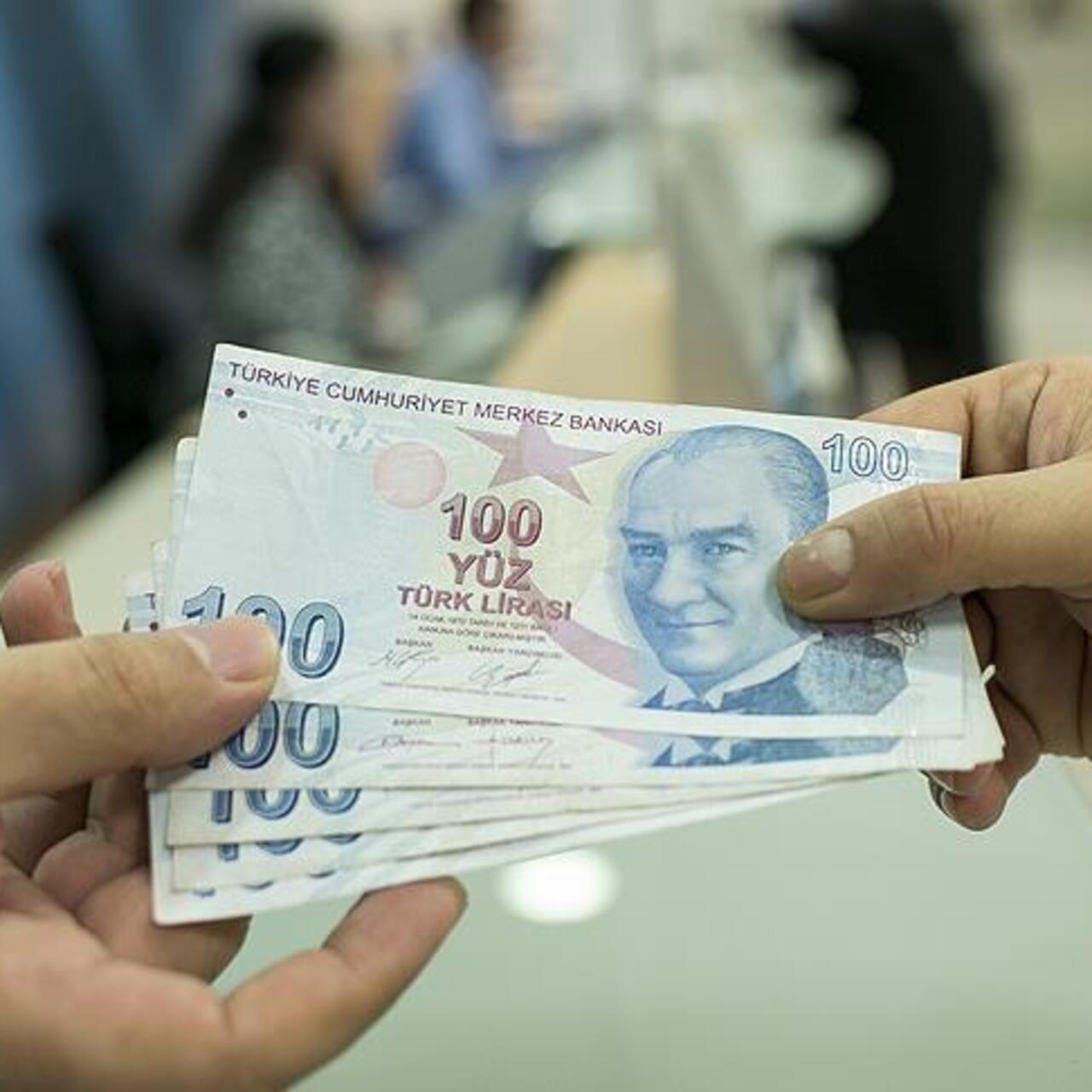 En düşük emekli maaşı zammı Meclis'ten geçti