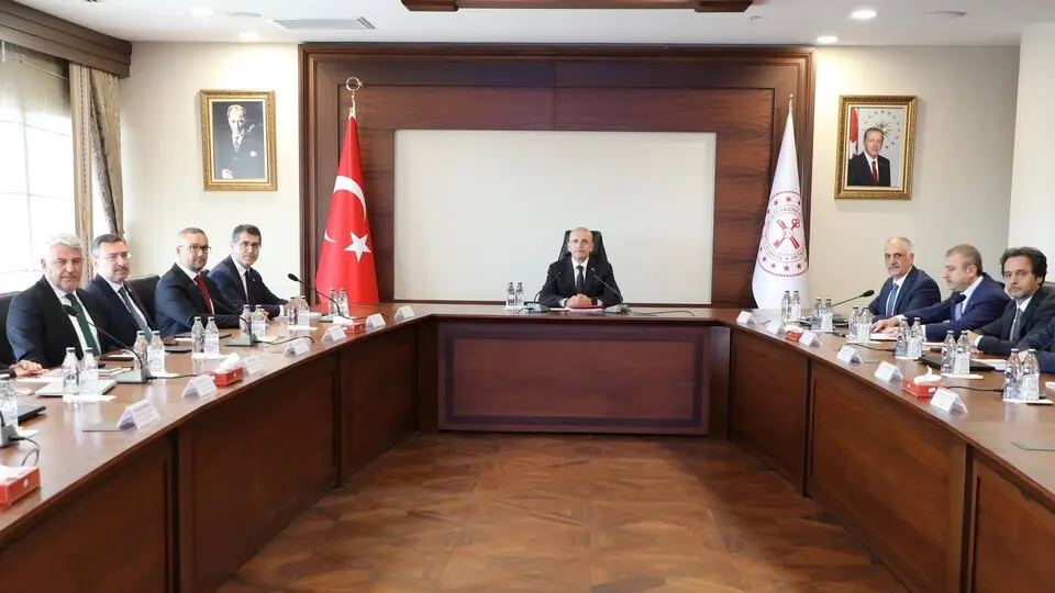 "Finansal istikrarın korunması için bütüncül çalışmalar devam ediyor"